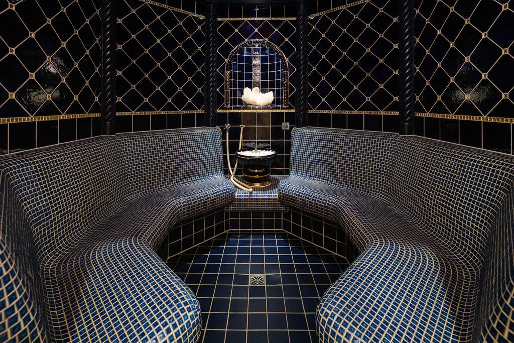 Wellnesshotel Engadin Hotel
