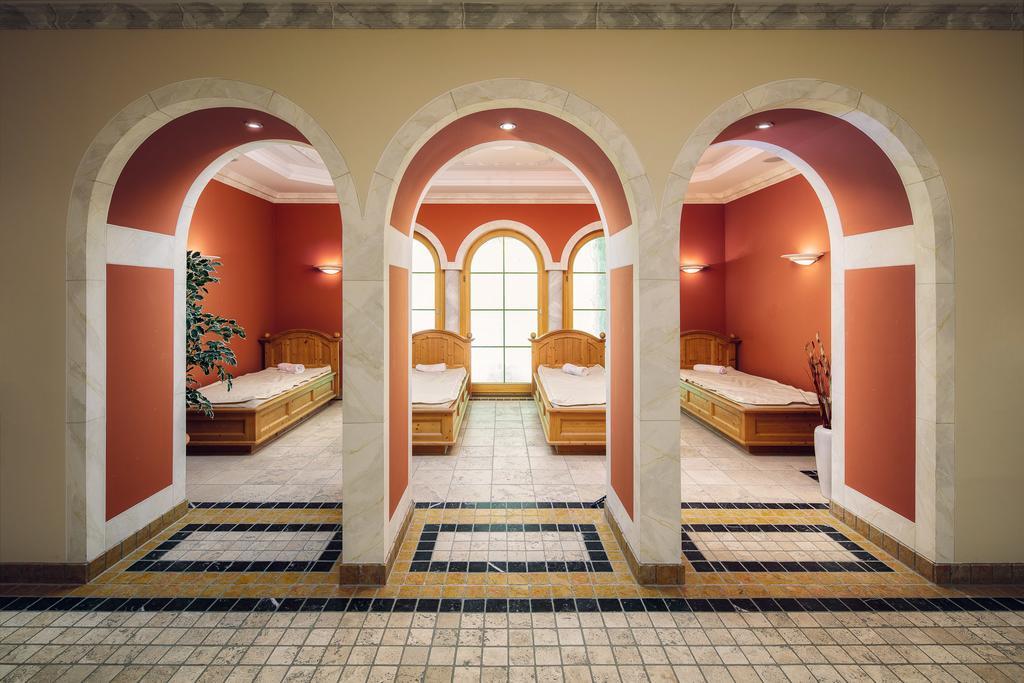 Wellnesshotel Engadin Hotel Samnaun