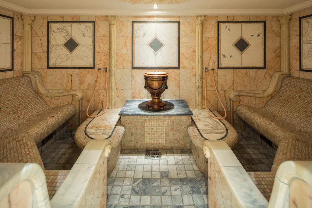 Wellnesshotel Engadin Hotel Samnaun