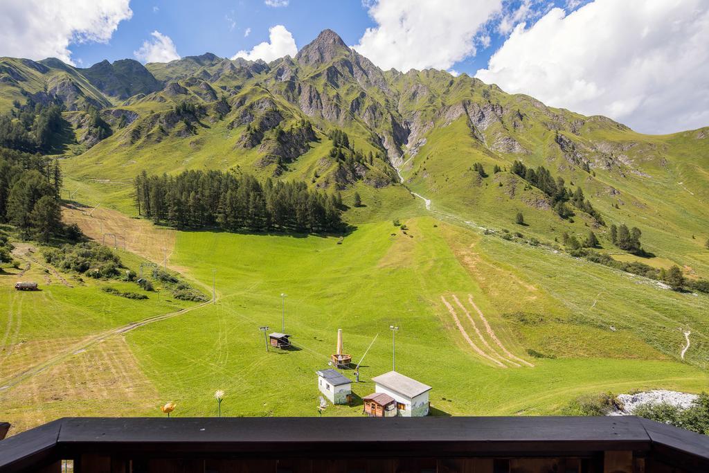 Wellnesshotel Engadin Hotel